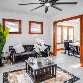 New 3 bedroom Home by, UofR, RIT, Strong, Airport، فندق في روتشستر