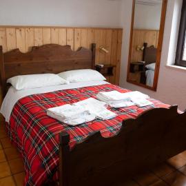 Le Terrazze Chalet, hotel en Serrone