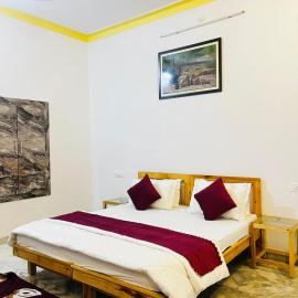Jawai Leopard Stay and Safari by NGR Hospitality, hotel em Bera