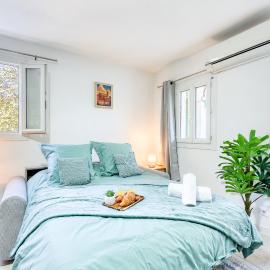 Le Liora - Studio Climatisé avec Jardin & Parking