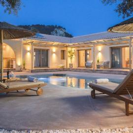 Nono's Fioro Premium Houses, By TK Premium Stays