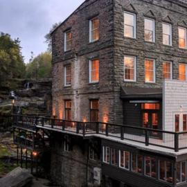 Ledges Hotel, hotel din Hawley