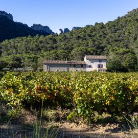 Domaine de Cassan, hotel in Lafare