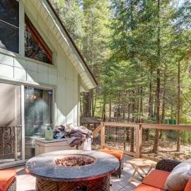 4 Mi to State Park: Quiet Escape w/ Deck in Arnold