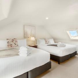 Charming North Hobart Cottage | 3 King Beds