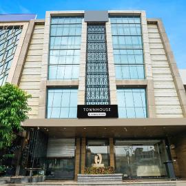 Super Townhouse Jhalawar Road Gumanpura Formerly Rockland, hotel u gradu 'Kota'