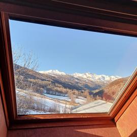 joli studio vue montagne