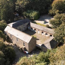 Stable House, готель у місті Редрут