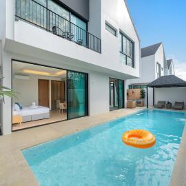 Wanila Villa Bangtao Beach New Luxury Modern Pool Villa Laguna Phuket 350m to EDC, hotel a Thalang
