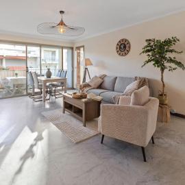 La Plage - Spacious - Sea View - Parking - AC - Pool