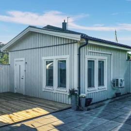 Lovely Home In Motala With Wifi, hotel a Motala