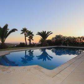 Exclusive HUGE SeaView Villa Tanger w Private Pool, hotel u gradu Noûnouech
