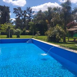 Casa Quinta rural con pileta, hotel in General Rodríguez