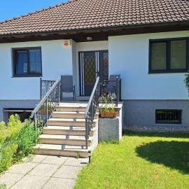 House with garden close to Vienna & Airport