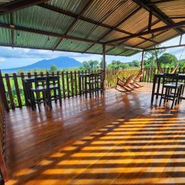 Hostal Bullshark