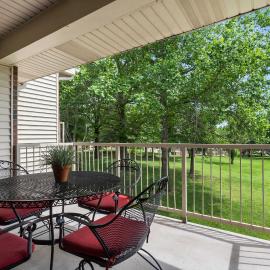 Home Away from Home - Close to DT, hotel Bransonban