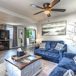 Home Near Sports Park, King-Queen Beds, Hotel in Auburndale
