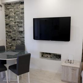 Apartments Ro Ma A1