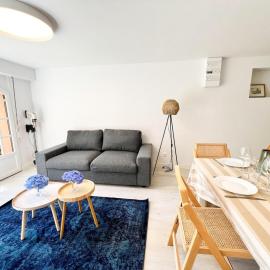Dreamy holiday home with garden, hotel in Guilers