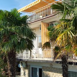 Apartments with parking space Dramalj, Crikvenica - 2397, hotel in Dramalj