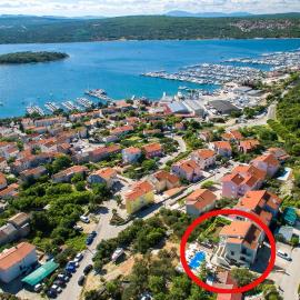 Family-friendly apartments with swimming pool Punat, Krk - 5345