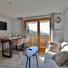 Appartement spacieux proche pistes avec parking privé