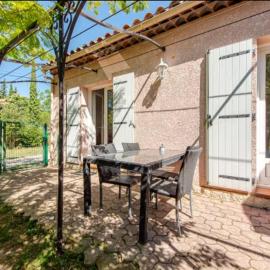 logement indépendant avec jardinet