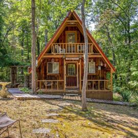 Sugar Shack - Cave Run Lake OR Red River Gorge KY, Hotel in Bangor