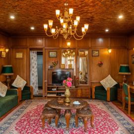 Lalarukh Group of Houseboats
