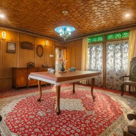 Lalarukh Group of Houseboats