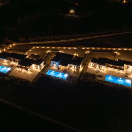 Faragas Hill, hotel a Angairiá