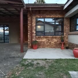 Blissful Breeze, hotel in Richards Bay