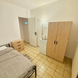 Maison Bon Séjour, hotel in Livry-Gargan