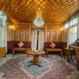 Lalarukh Group of Houseboats