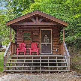 WiFi - Dreamcatcher - Lux-Tiny Cabin in RRG KY, hotel di Campton