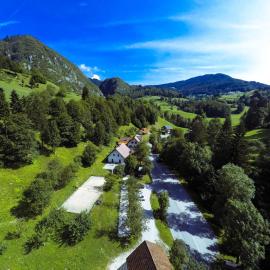 Uaštarie u Luogu, hotel en Cerkno