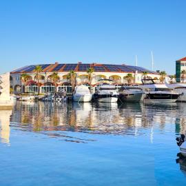 Marina Frapa Resort Rogoznica, מלון ברוגוזניצה