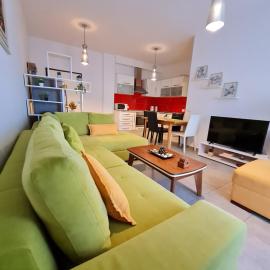 Gjiri I Lalzit apartament, hotel in Draç