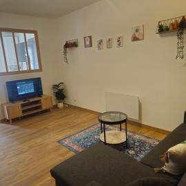 Grand appartement familial 47m2 au 1er etage