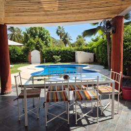 Villa bord de mer avec piscine à safari village