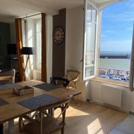 Cancale, vue mer, accès direct sur la baie du Mont-Saint-Michel