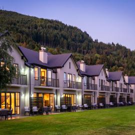 Platinum Queenstown, hotel in Queenstown