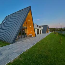 A Frame Bâlea Chalet، فندق في سيرتيزوارا