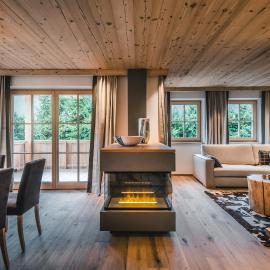 Liondes Chalets: San Vigilio Di Marebbe'de bir otel