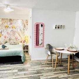 la bulle d'Edward gare jardin centre、アングレームのホテル