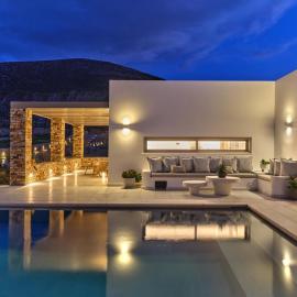 Villa Raphael - Luxury and Serenity in Paros, hotel a Naousa