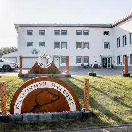 Land-gut-Hotel am Ring, hotel en Meuspath