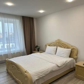 Rise Світла квартира у новобудові біля Центру, hotel i Ternopil