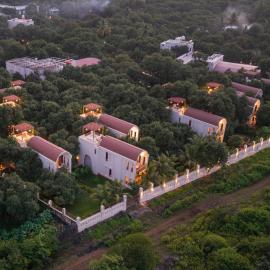 Le Casa Lion Resort A Premium Resort In Sasan Gir, hotel v destinaci Gírský les