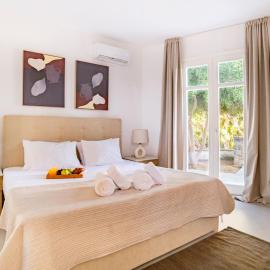 Sanders Paros Gardens – hotel w mieście Molos Parou